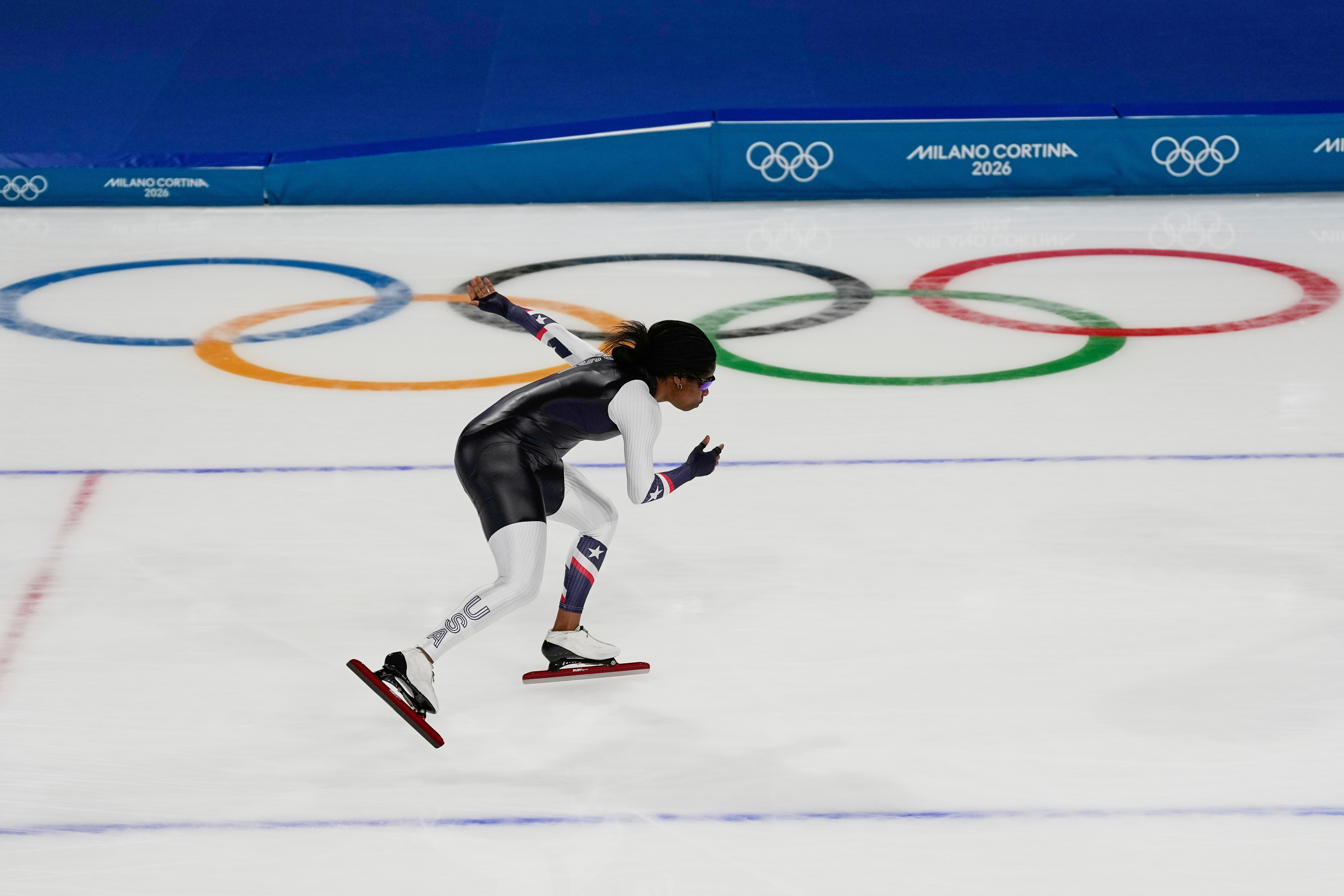 United States' Erin Jackson warms up during a speedskating training session at the 2026 Winter Olympics, in Milan, Italy, Thursday, Feb. 5, 2026.