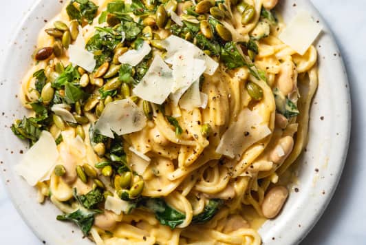 A Week of Easy Plant-Based Dinners Packed with Protein A Week of Easy Plant-Based Dinners Packed with Protein