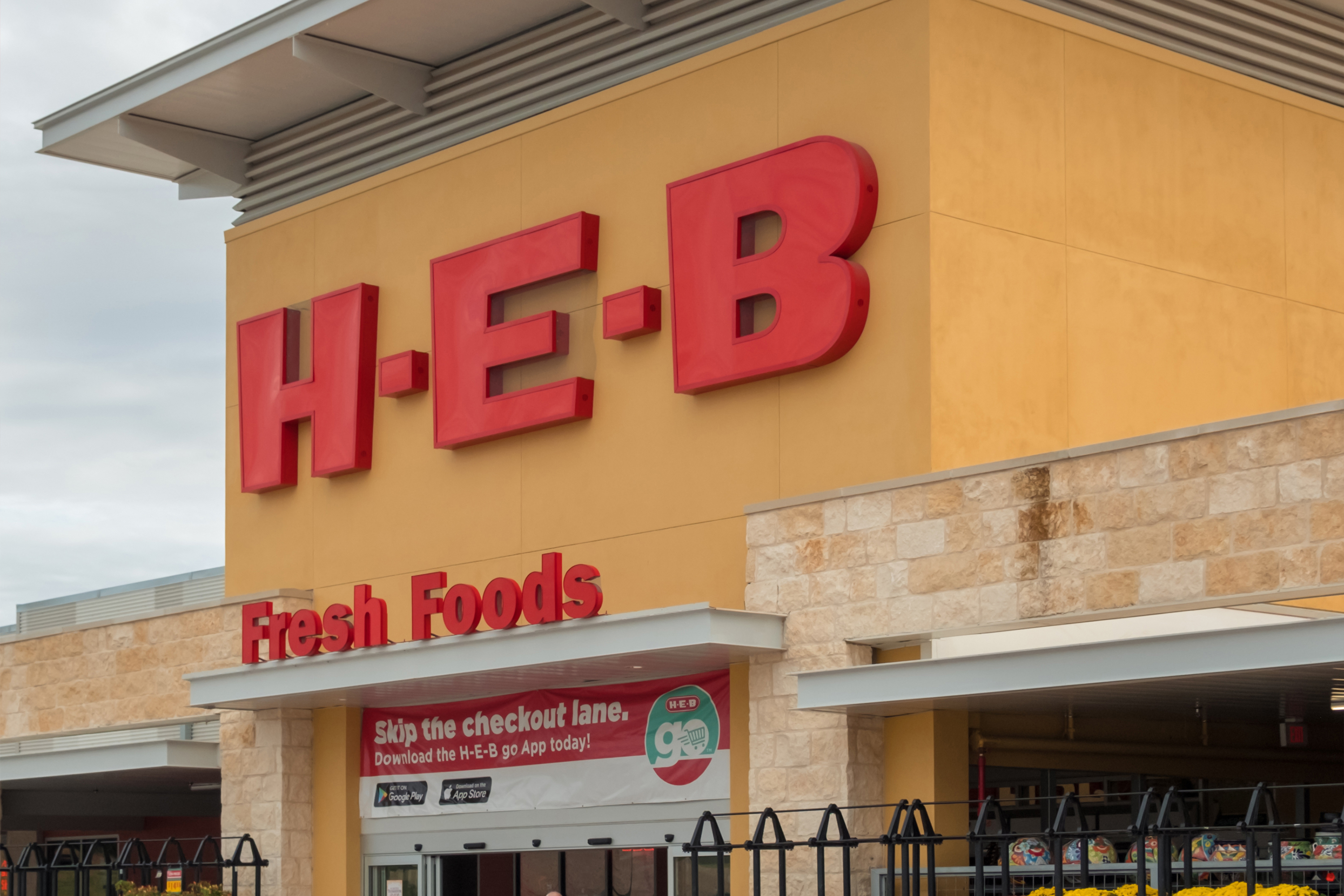 9 Things You Should Know Before Shopping at H-E-B for the First Time