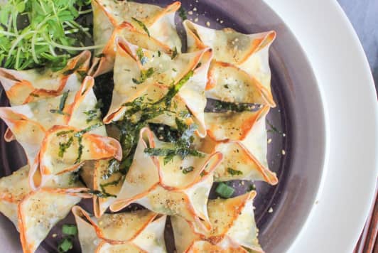 These Chicken and Chive Wontons Will Be Love at First Bite