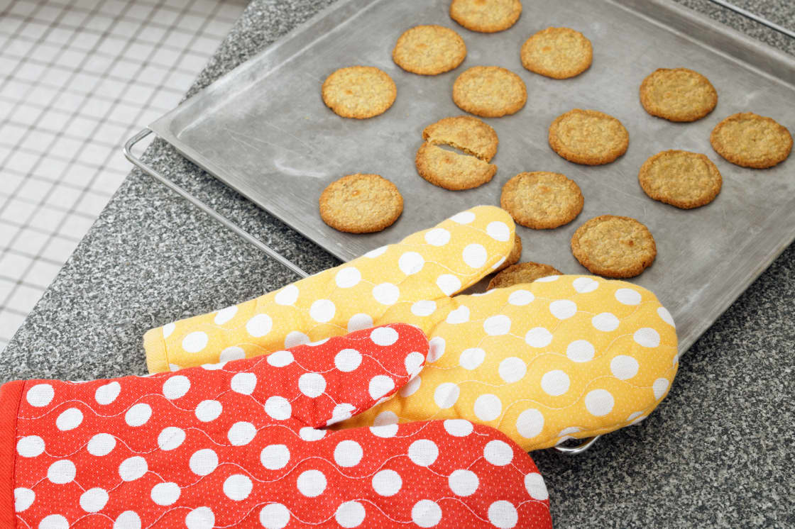 This Is the Smartest (and Cutest) Way to Store Your Oven Mitts and Pot Holders