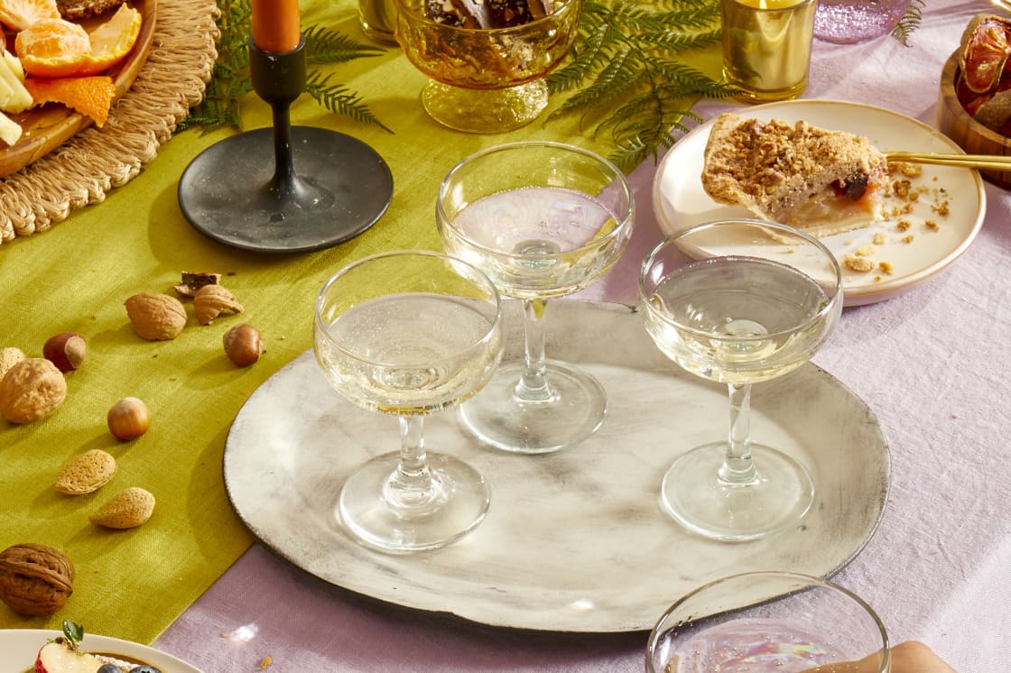 Our Happy Hosting Guide Helps You Actually Enjoy the Holidays (Partner)