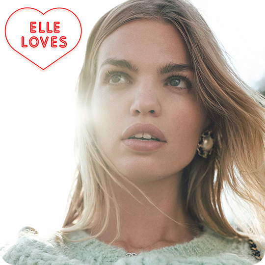 Elle Loves Logo