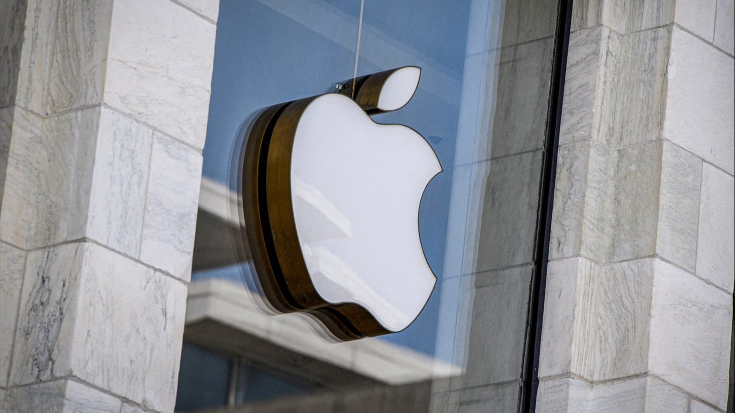 Apple logo