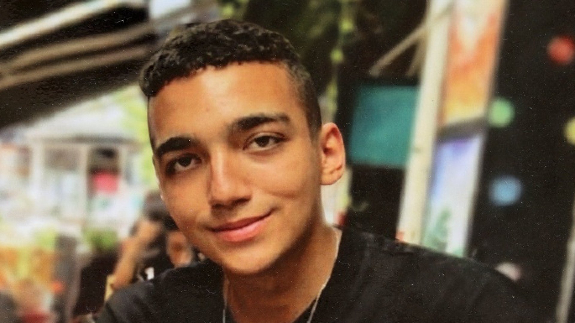  Edan Alexander.