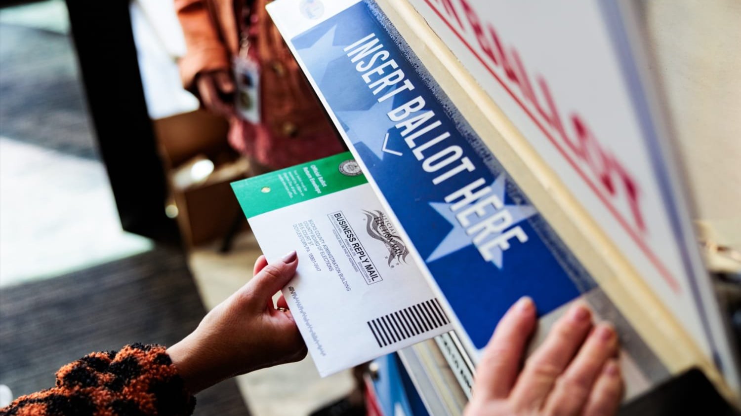 Ballot mail box 
