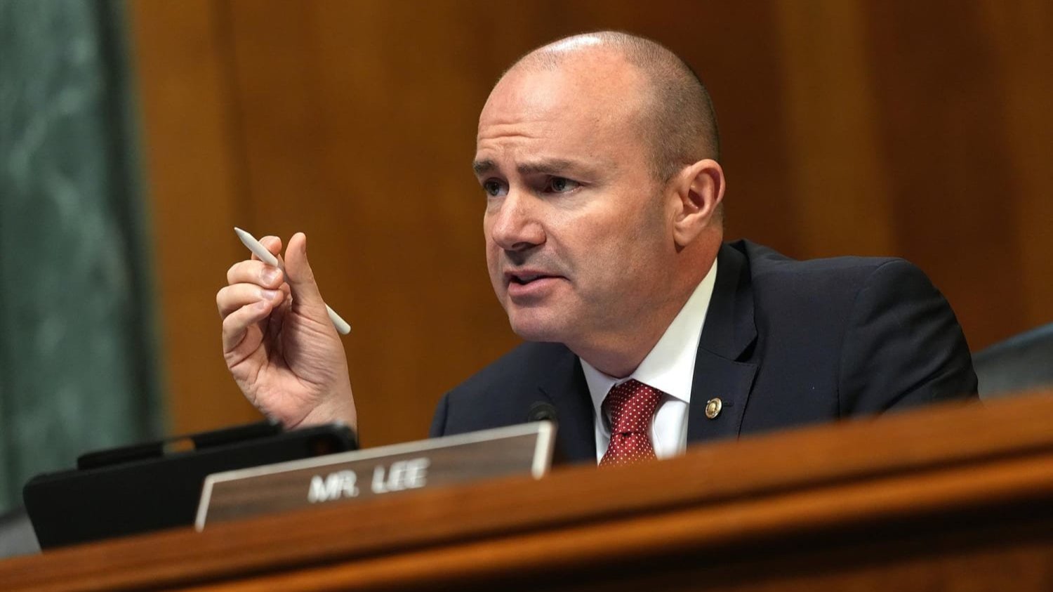 Mike Lee
