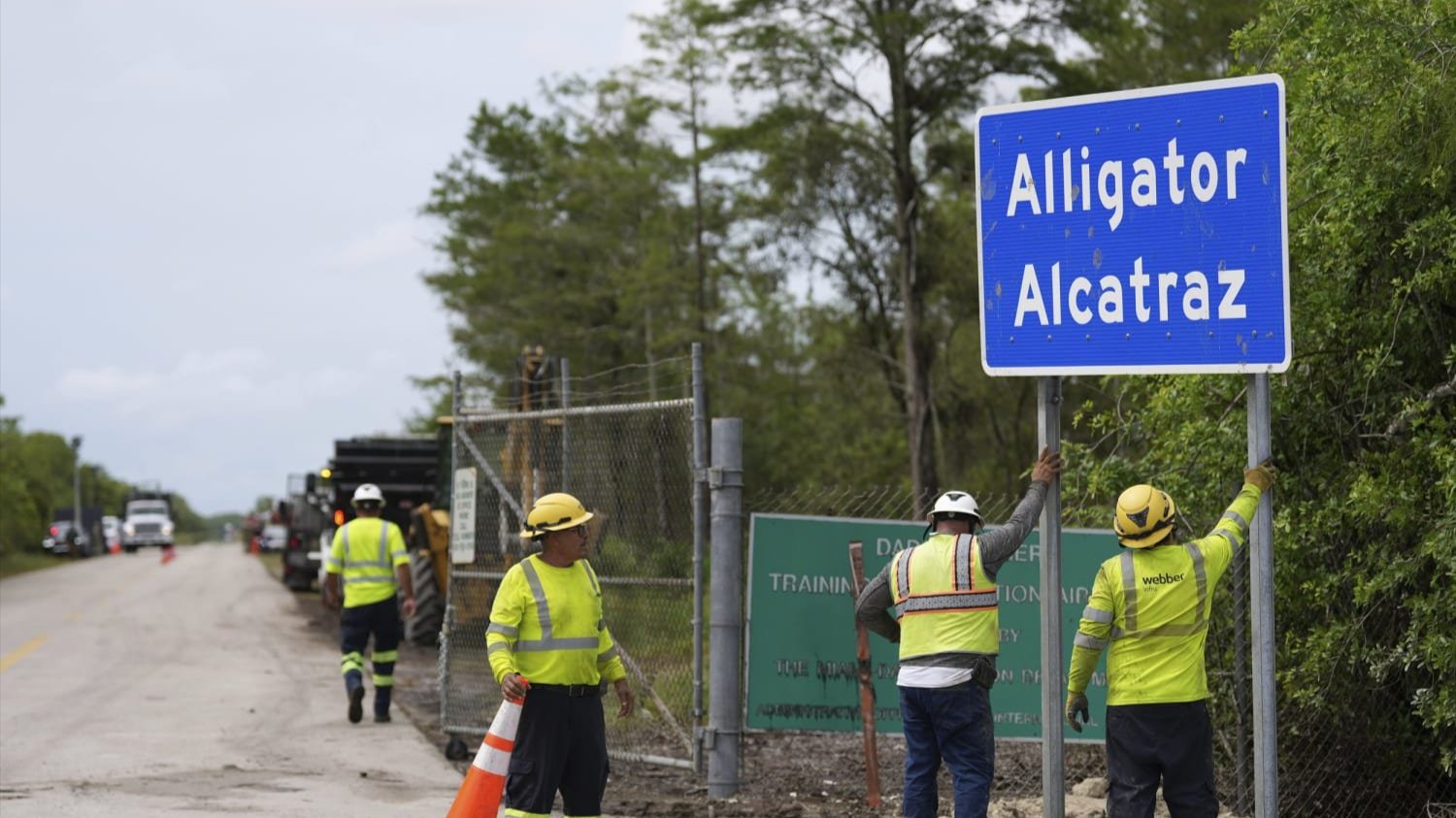 Traffic sign of Alligator Alcatraz 