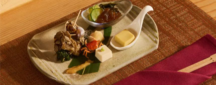 Encino, CA - October 5: The menegi nigiri, top, and omakase appetizer plate, bottom, at Shin Sushi on Wednesday, Oct. 5 in Encino, CA. (Yasara Gunawardena / For The Times) Encino, CA - October 5: The menegi nigiri, top, and omakase appetizer plate, bottom, at Shin Sushi on Wednesday, Oct. 5 in Encino, CA. (Yasara Gunawardena / For The Times)