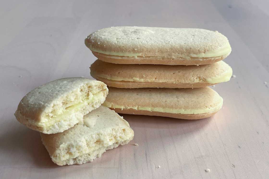 Should You Buy Le Creuset's $420 Dutch Oven or Lodge's $80 Alternative?