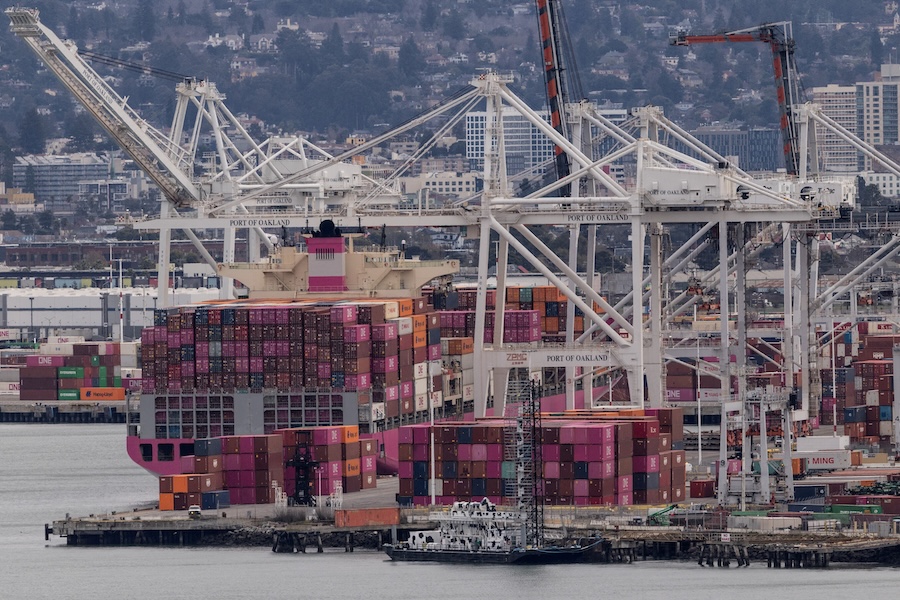A cargo ship full of shipping containers is seen at the port of Oakland as trade tensions escalate over U.S. tariffs, in Oakland, California, U.S., February 3, 2025. (Carlos Barria/Reuters)