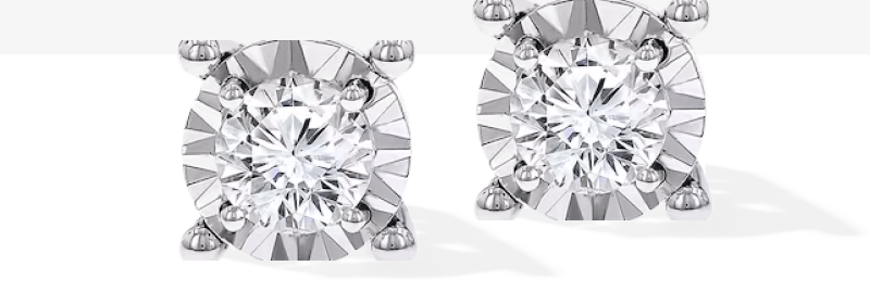 Radiant Reflections 5/8 ct tw Diamonds 10K White Gold Earrings (J/I3)