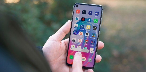 Iranian Spyware Disguised as VPNs and Banking Apps to Steal Data Iranian Spyware Disguised as VPNs and Banking Apps to Steal Data