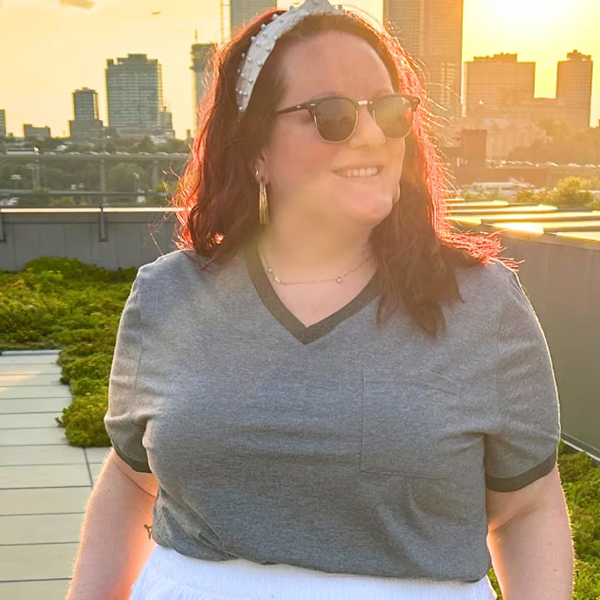 Moshu V-Neck T-Shirt