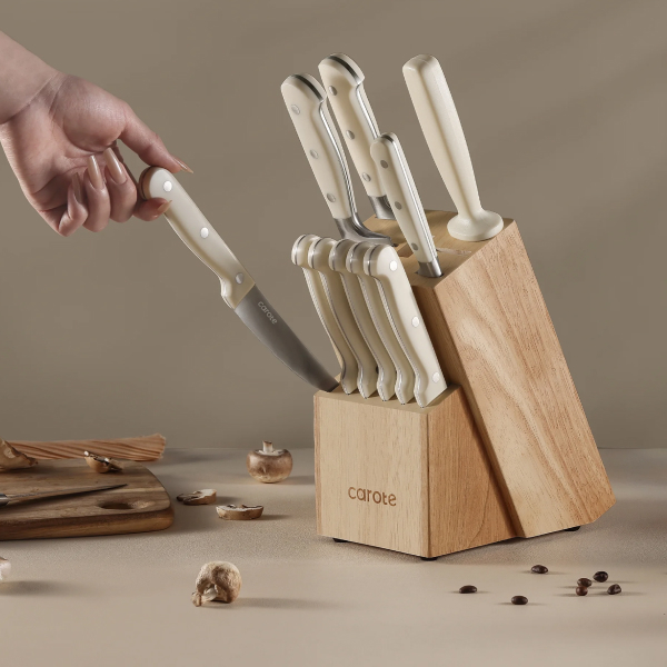 Carote 14-Piece Knife Set