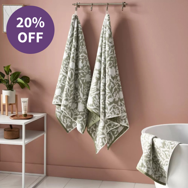 Threshold Performance Plus Bath Towel