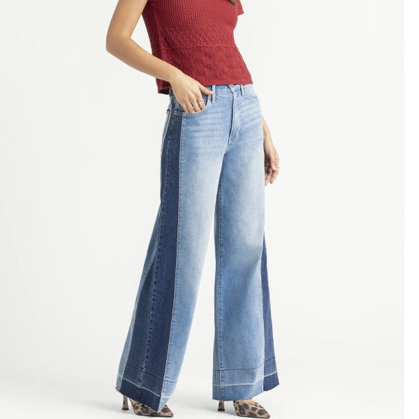 Jessica Simpson Women's Freesia Wide Leg Jeans