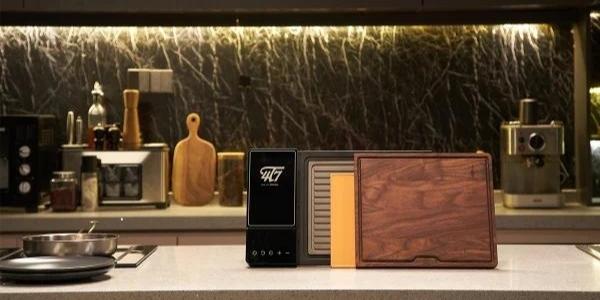 4T7 Smart Chopping Board: Featuring 7 Tools In One