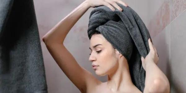 Alpha Towel: Self-Cleans at Molecular Level