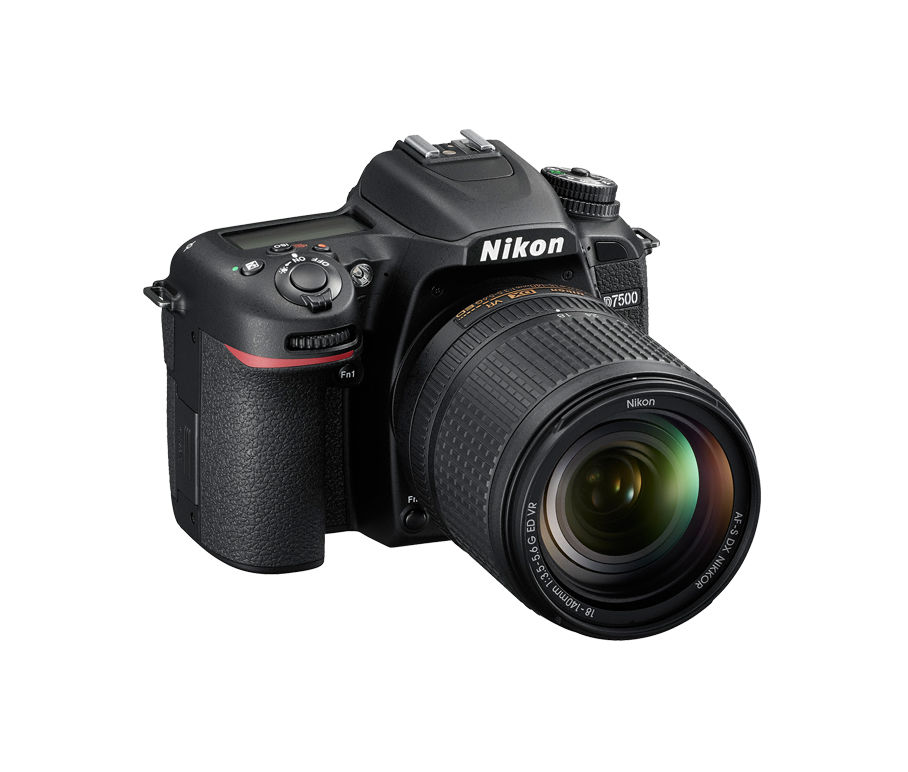 Nikon D7500 with 18-140 VR Lens