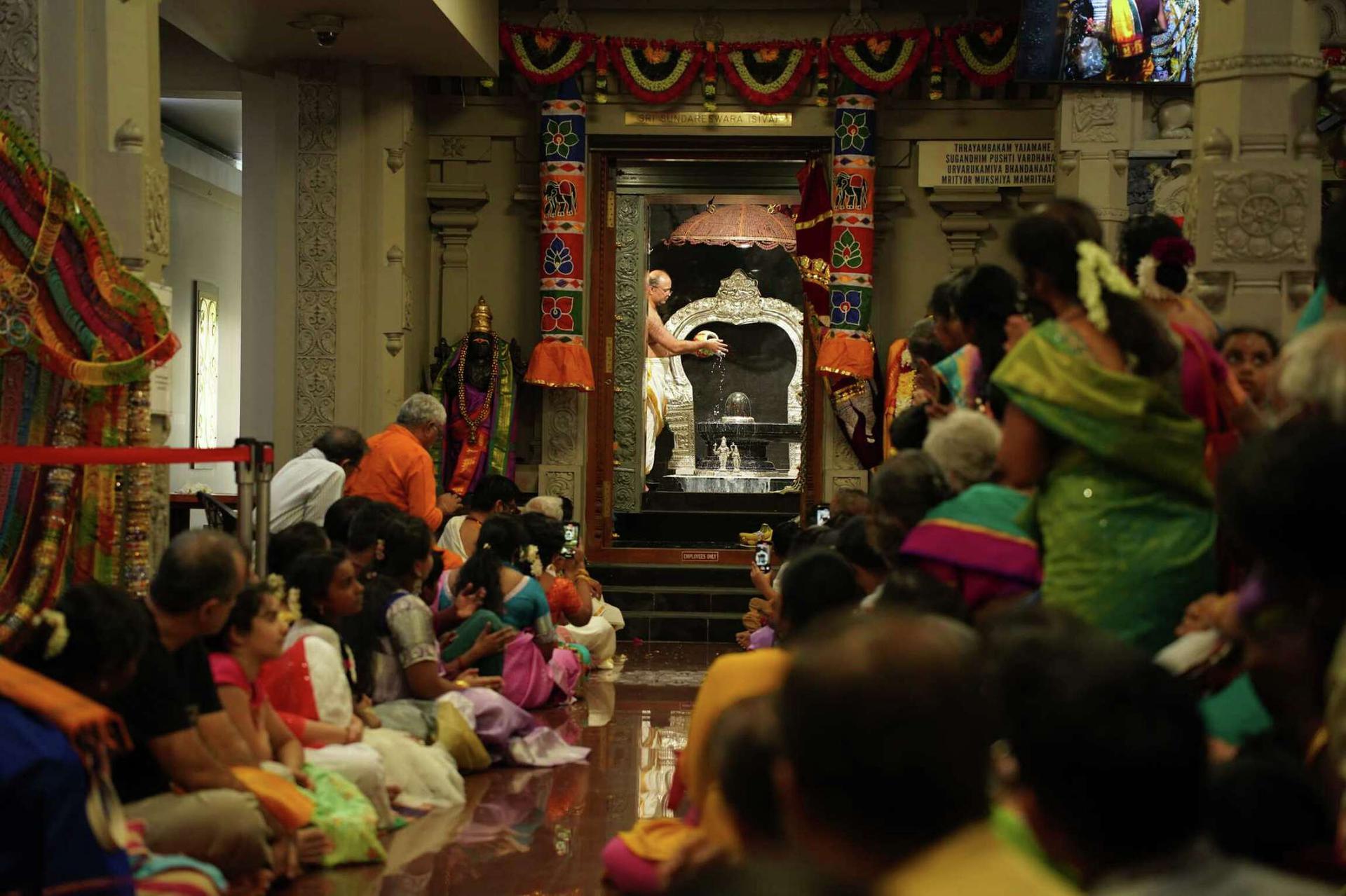Sri Meenakshi Temple Society hosted a Grand Diwali Celebration on Saturday, October 22, 2022 on the temple grounds in Pearland, Texas.