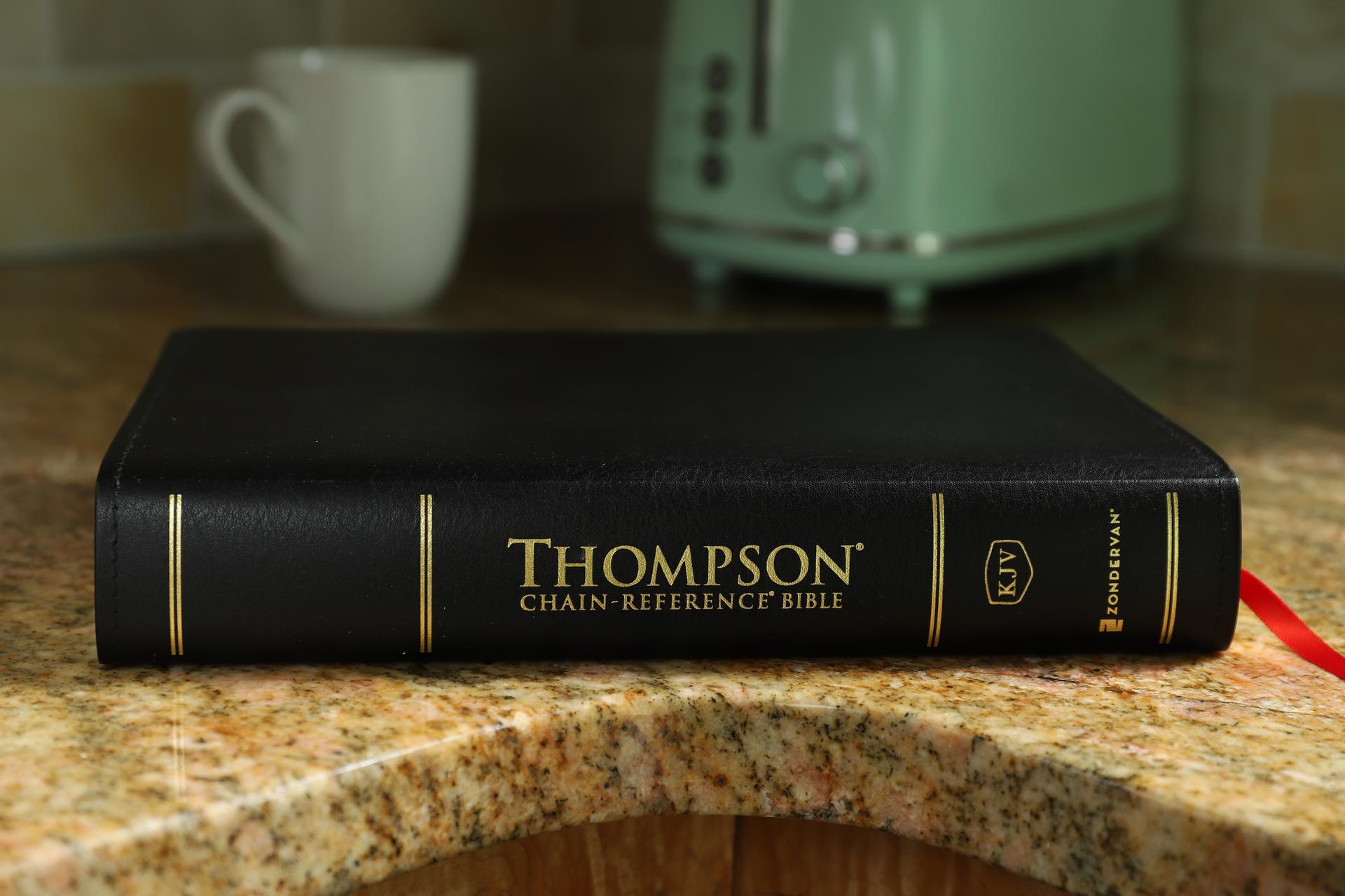 Thompson Chain-Reference Bibles