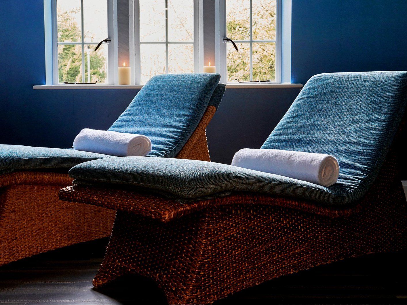 Spa loungers