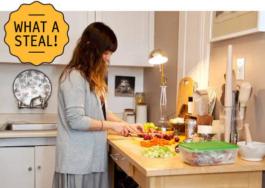 This $20 Waste Bin Takes Up Zero Space in My Tiny Kitchen and Keeps It Odor-Free