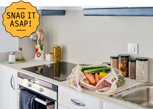 The Surprising Place to Find a Huge Selection of Vintage-Style Tupperware