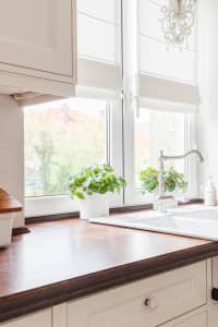 This Budget-Friendly Dish Soap Is the Only One That Doesn't Make My Hands Feel Dry