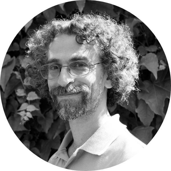 Headshot: Sasha Abramsky
