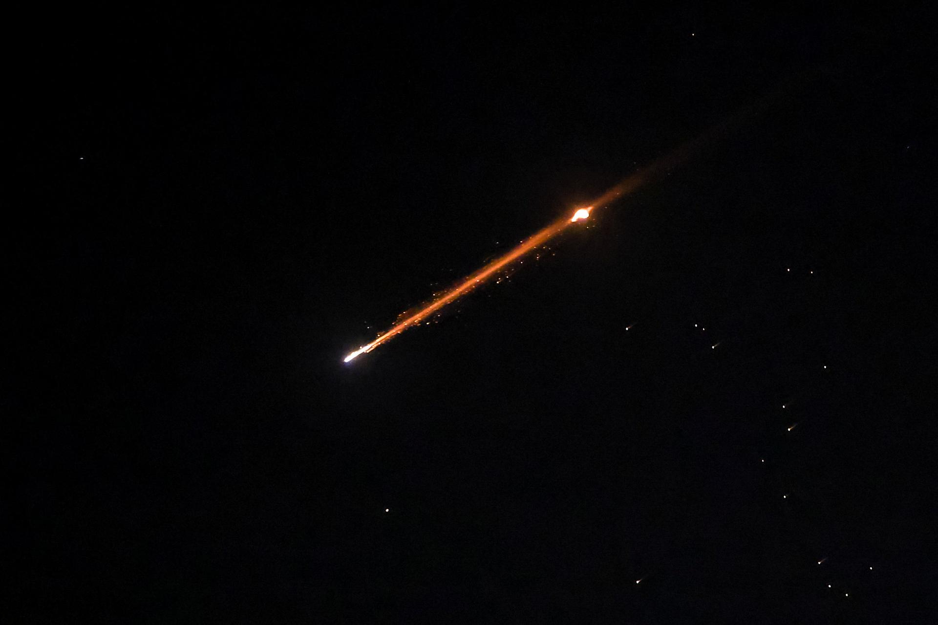 Alt text placeholder