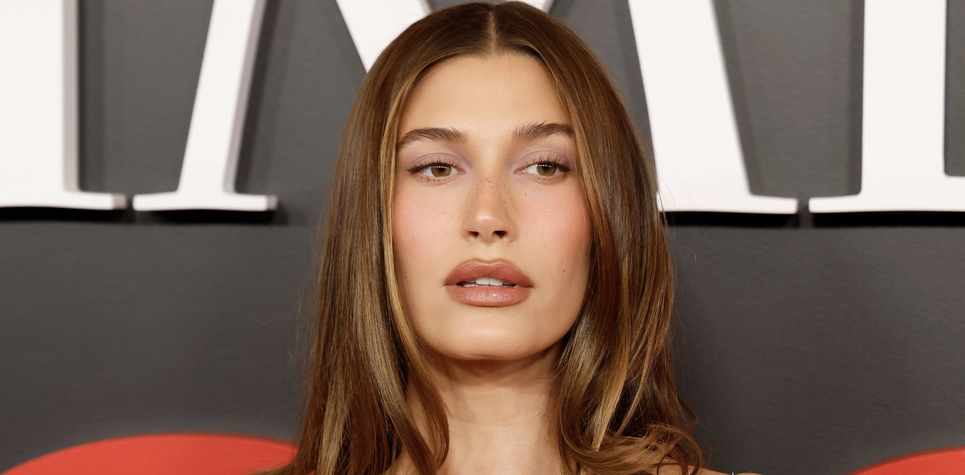 hailey bieber concealer