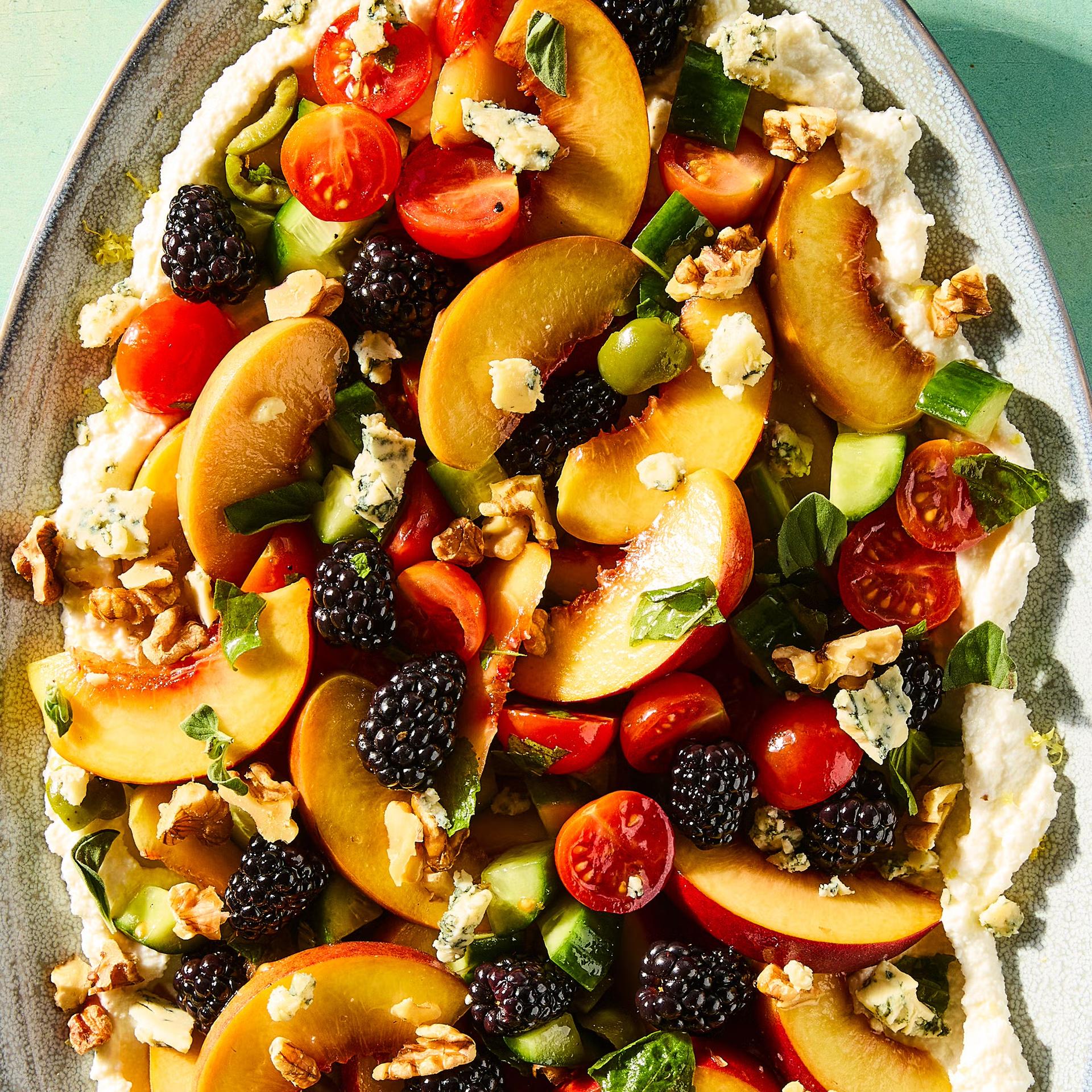 Blackberry-Peach Salad