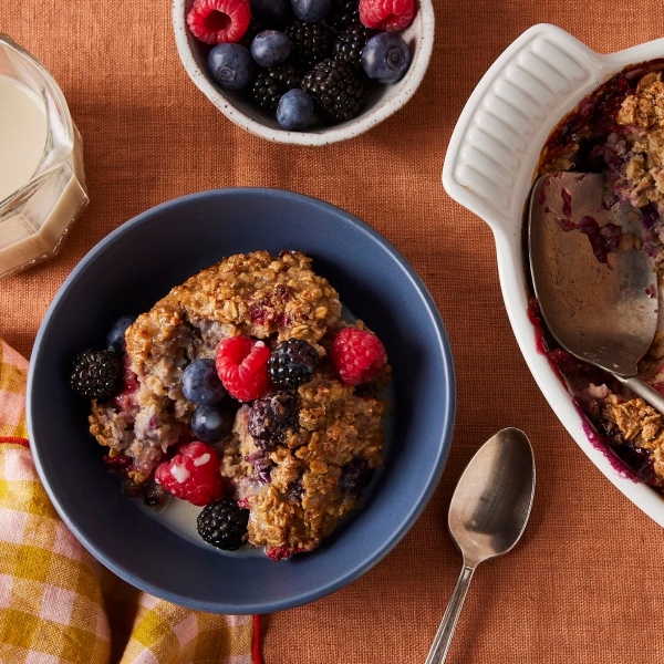 Baked Berry Oatmeal