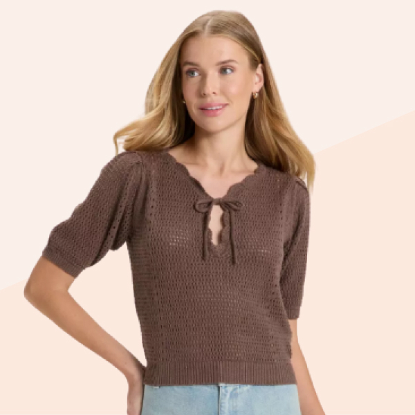 Universal Thread Short Sleeve V-Neck Pullover Sweater
