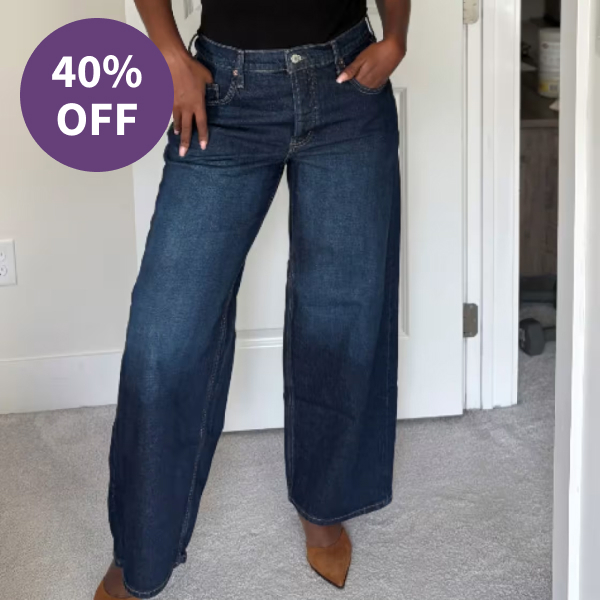 Old Navy Mid-Rise Slouchy Wide-Leg Jeans