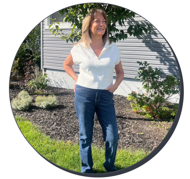 Amazon Essentials Curvy Slim-Fit Bootcut Jeans