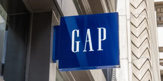 Gap's Online Sale Has up to 73% on Editor-Loved Jeans, Sweaters and More Winter Essentials