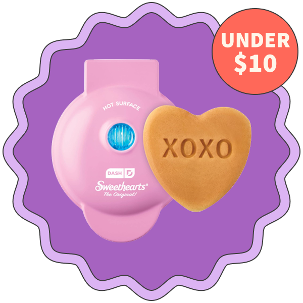 Dash & Sweethearts Mini Waffle Maker