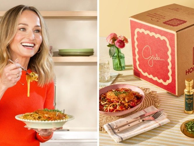 Giada de Laurentiis next to Home Chef Box