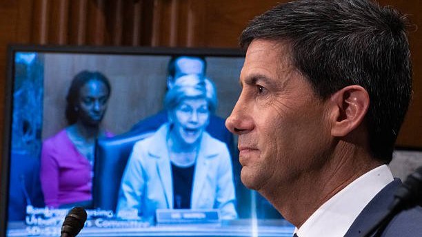 Elizabeth Warren, Kevin Warsh 