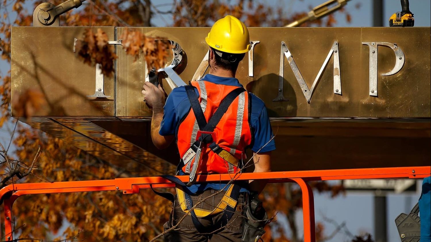 Trump sign