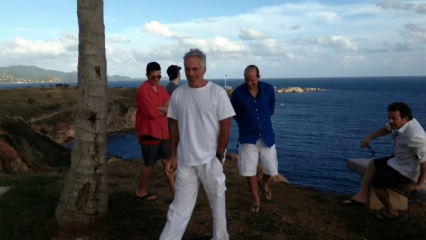 Photo appears to show Lutnick with Epstein