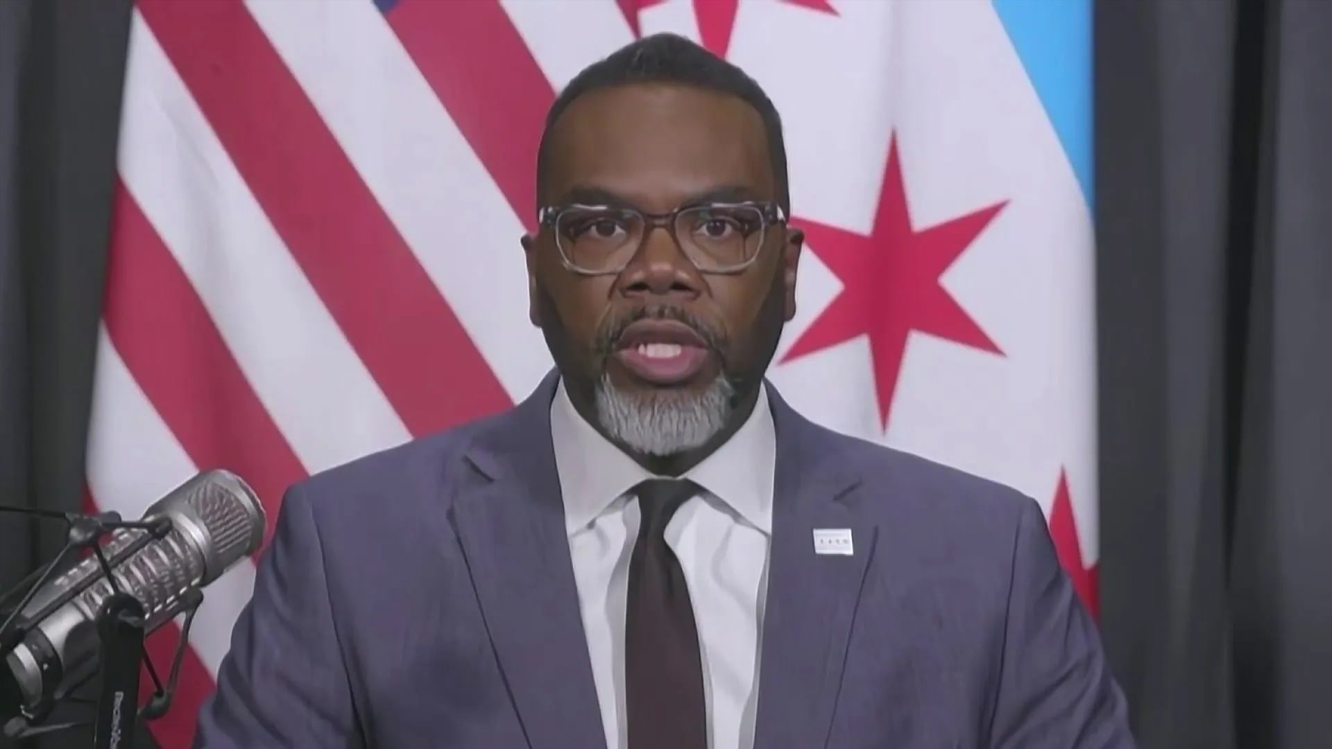 Chicago Mayor Brandon Johnson