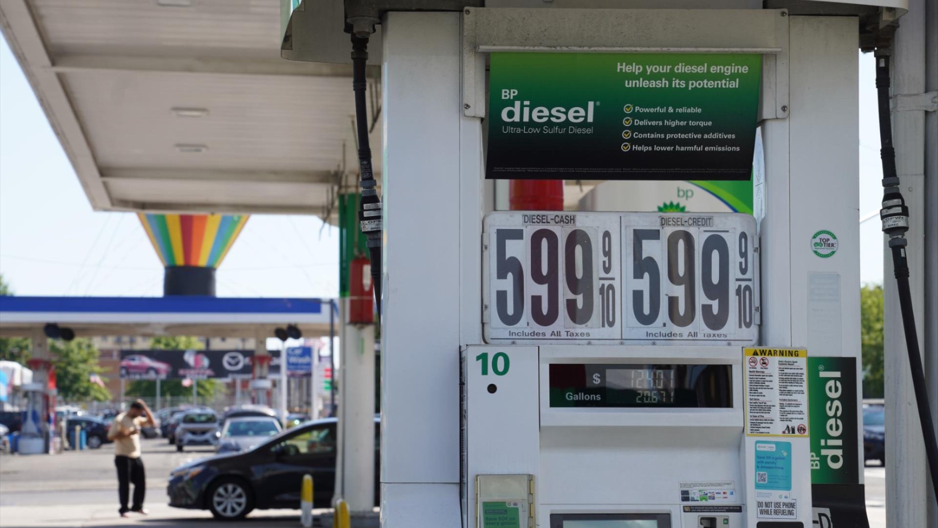 Gas pump