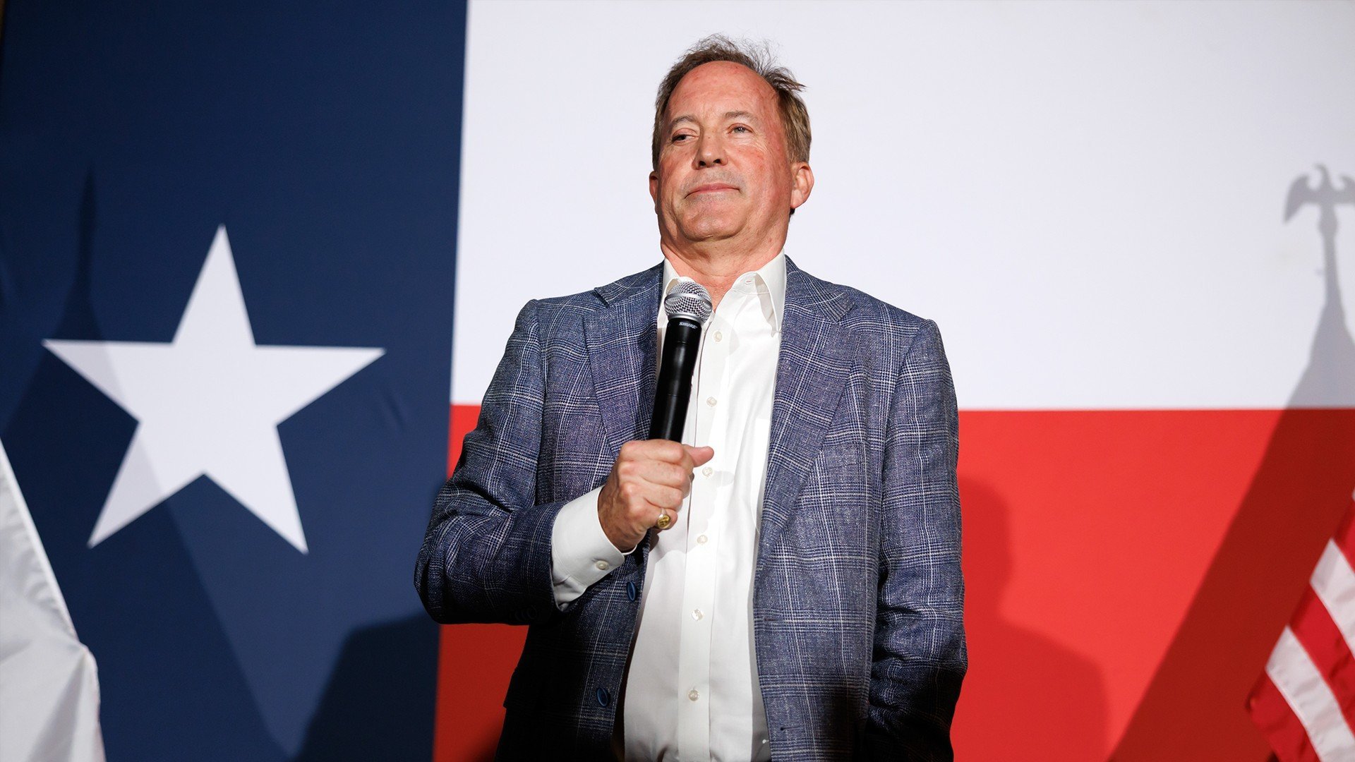  Ken Paxton