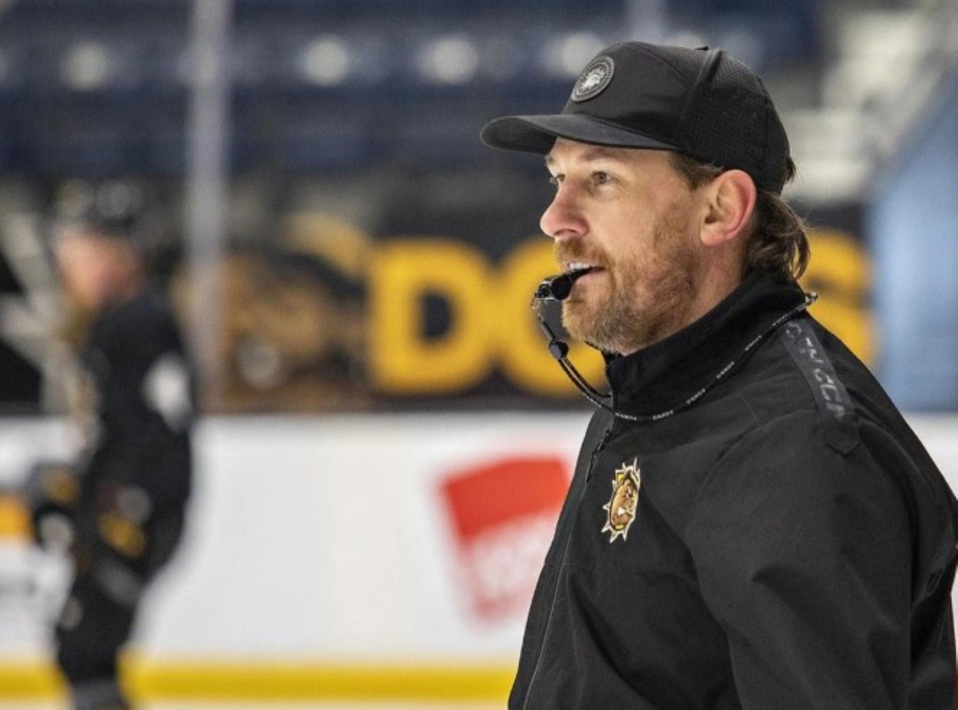 Brantford Bulldogs head coach Jay McKee oversees a team practice. 
