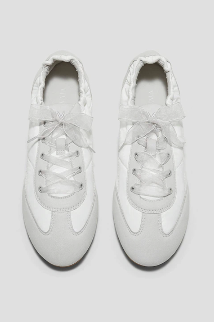 Yancy Sneakerina