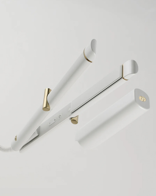 A straightener that can also produce voluminous curls…